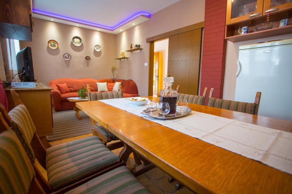 Apartments Tanja Подгора Экстерьер фото